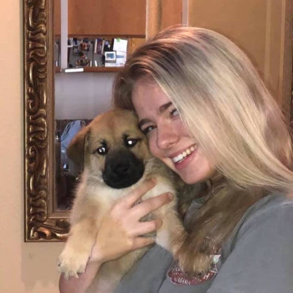 Meet your Posher, Haley